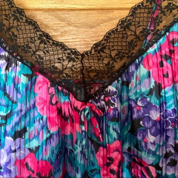 Vintage pleated bold floral lace trim slip dress - Picture 2 of 6